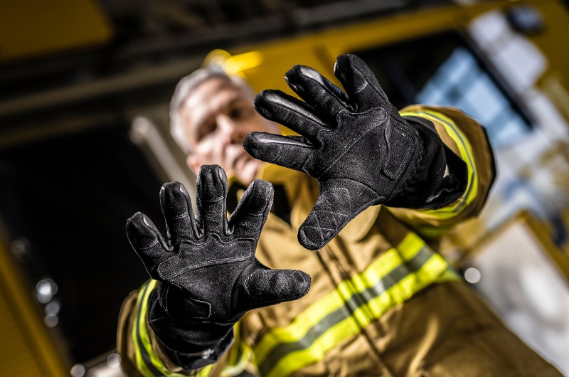 Vforce Gloves 2