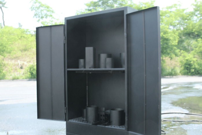 paint-locker-prop_IMG_8754_format_horizontal-1